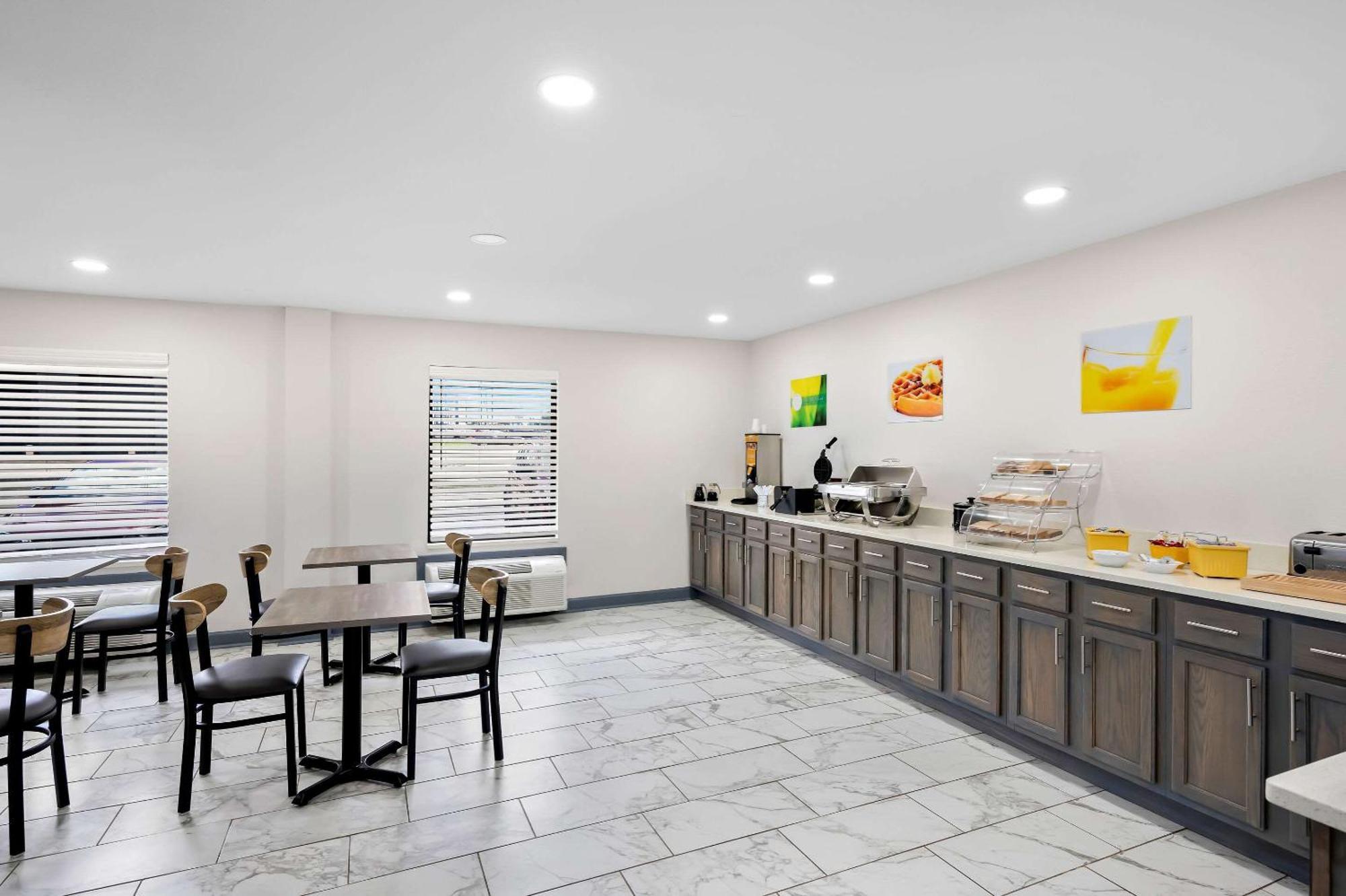 Quality Inn & Suites Monticello المظهر الخارجي الصورة