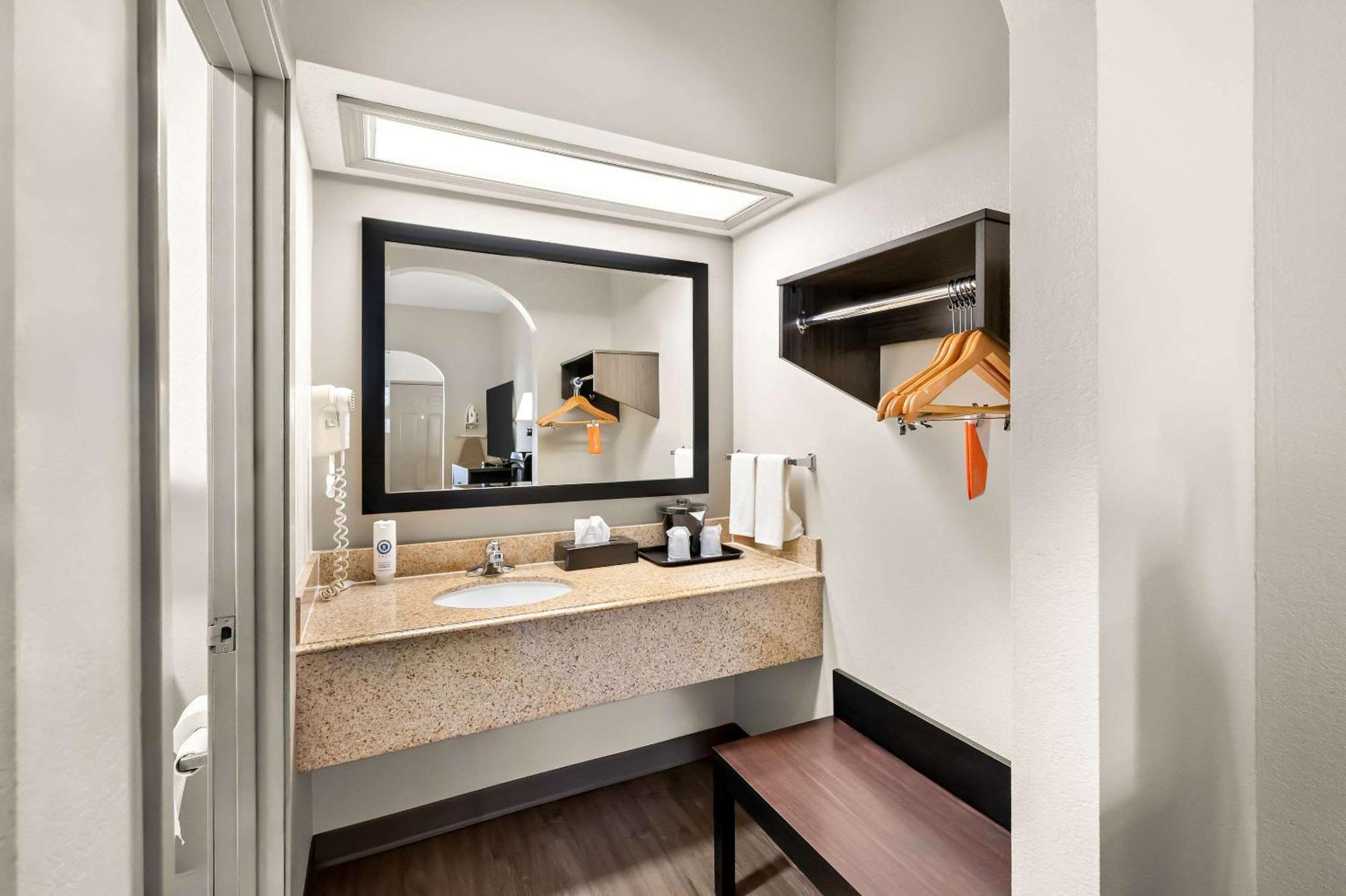 Quality Inn & Suites Monticello المظهر الخارجي الصورة